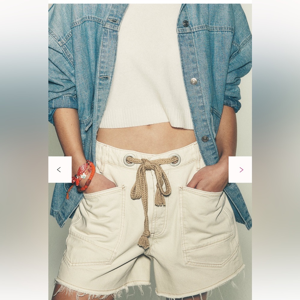 Free People We The Free Moxie Barrel Shorts Size 31
Color: White NWT